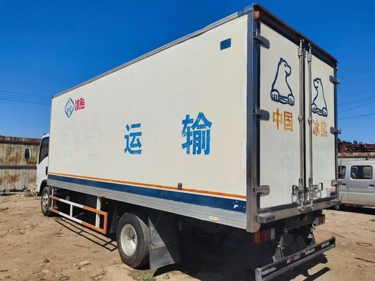 ISUZU Refrigerated Van 130P 89kw utilizó el vehículo de transporte de cadena frío del vehículo 98km/H diesel