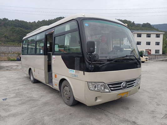 La puerta de plegamiento del autobús ZK6729D 130hp de Mini Tour Coach Used Yutong 28seater salió de la dirección