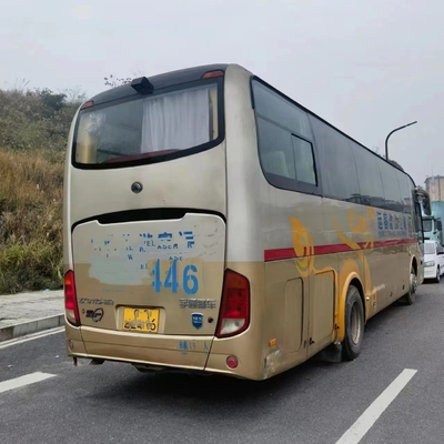 la 2da marca Yutong 49seater del coche ZK6110 de la mano utilizó motor de Yuchai de las puertas del autobús del viaje el solo