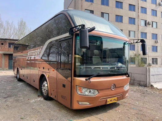 Autobús de lujo de oro usado del autobús XML6122 Dragon Yuchai 233kw 47seats del tránsito