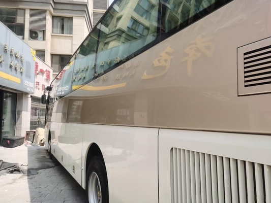 El bus turístico usado utilizó el motor de oro de Yuchai de las puertas dobles de Dragon Bus XML6113J68 49seats