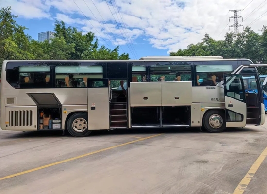Los autobuses de larga distancia doblan puertas 46 asientos que 11 metros de decoración interior de lujo utilizaron a Tong Bus joven ZK6119