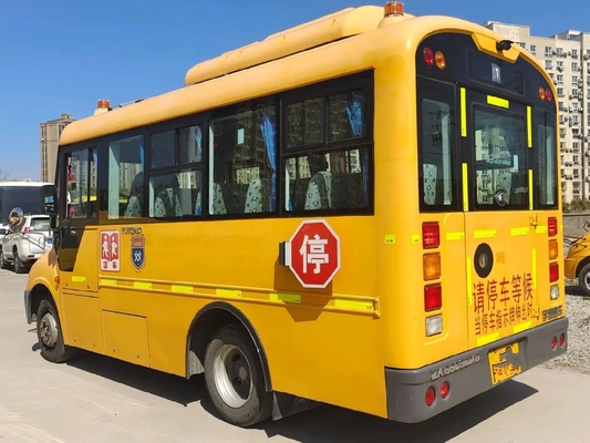 El aire/acondicionado amarillo de Front Engine Sliding Window With de los asientos del color 27 del autobús escolar de la segunda mano utilizó el autobús ZK6609 de Yutong
