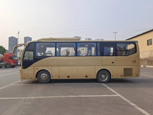 Aire acondicionado de oro usado del motor de los cilindros de la puerta 6 de los asientos KLQ6882 del color 30 del autobús del tránsito el solo utilizó un autobús más alto