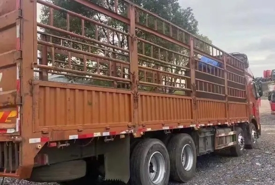 la 2da mano Lorry Orange Color 12 mide el camión del cargo de los cilindros 420hp 2021year Dongfeng del motor 6 de Yuchai del modo de la impulsión 8×4