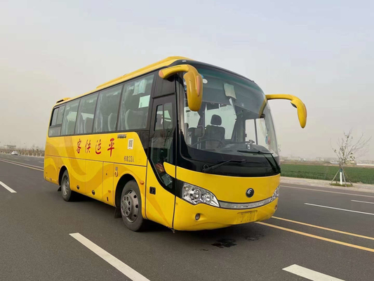 Los autocares usados 35 asientos transporte de larga distancia de la puerta del pasajero de Singl de 2015 años utilizaron el autobús ZK 6808 de Youngtong