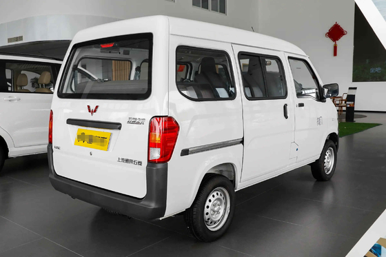 Minibus de segunda mano de 7 asientos motor de aceite Wuling L2E Minivan modelo de aire acondicionado