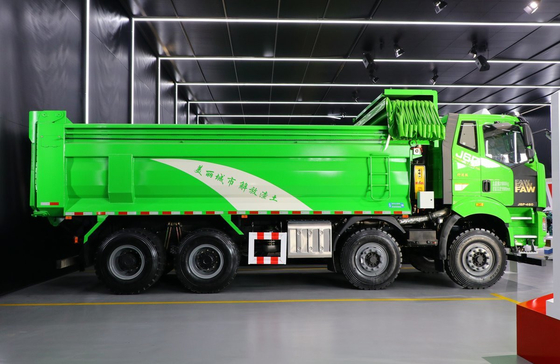Camiones usados Tipers para la venta 12 neumáticos FAW J6P camión de basura CNG 460hp cabina de techo plano
