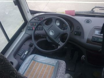 Autobús comercial usado Yutong de 40 asientos estándar de emisión nacional de 2011 años