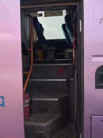 Diesel de los autobuses y de los coches de la segunda mano de Yutong 63 asientos 2013 púrpura del año LHD