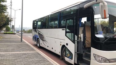 Motor usado longitud blanca de Yuchai de los asientos del autobús 51 del coche del color el 11m Yutong 2016 años