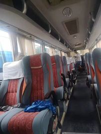 40 autobuses usados asientos de Yutong tejado encerrado diesel del modo de la impulsión de Lhd de 2011 años