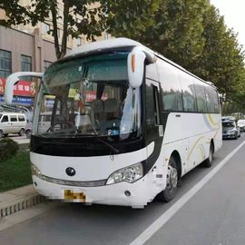 Yutong usado grande transporta asientos del autobús turístico 39 de la segunda mano 8995 x 2500 x 3450m m