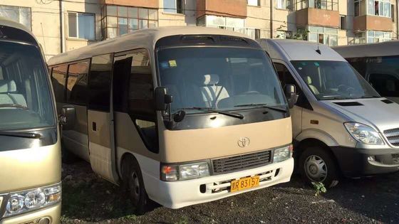 23 autobús usado Toyota diesel del práctico de costa del motor 1HZ LHD de los asientos