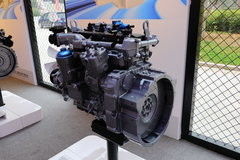 4 motor diesel del autobús del movimiento 118kw 160hp 3000rpm del cilindro 4