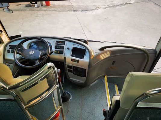 Las buenas condiciones usadas de Bus Left Steering del coche con los asientos modelo XML6102 45 del euro III de la CA utilizaron a Dragon Bus de oro