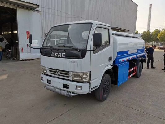5 toneladas de tanques de Dongfeng Bowser engrasan los camiones del petrolero del vehículo de transporte
