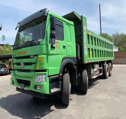 Camión de descargador de los caballos de fuerza 8X4 los 8.2m del camión pesado 380 de Sinotruk HOWO 7 de la mano de China segunda ZZ3317N4667E1