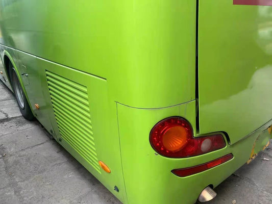 El autobús usado XMQ6900 de Kinglong utilizó la dirección izquierda del chasis de acero del euro III del motor 180kw de Yuchai de los asientos del bus turístico 39