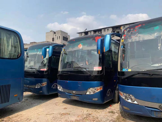 El autobús usado ZK6107 de Yutong utilizó las puertas dobles de los asientos del autobús 41 del pasajero usadas kilómetro bajo de Bus Steel Chiassis del coche