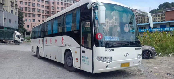 La nueva llegada actual utilizó un autobús usado más alto del motor diesel de los asientos de Bus 53 del coche de KLQ6129TA con el motor de Yuchai