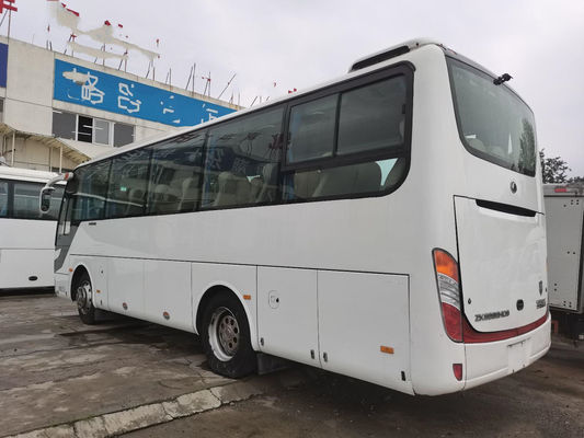 Los asientos del autobús 35 de YUTONG dan en segundo lugar el coche usado Used Bus Export diesel Bus del coche del combustible ZK6107
