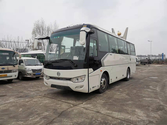 Autocar de pasajeros con motor trasero Golden Dragon Bus 38 asientos XML6907 LHD