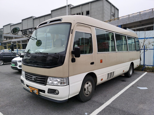 30 Seaters utilizaron el práctico de costa que el autobús 2TR da en segundo lugar el autobús de Toyota de la gasolina