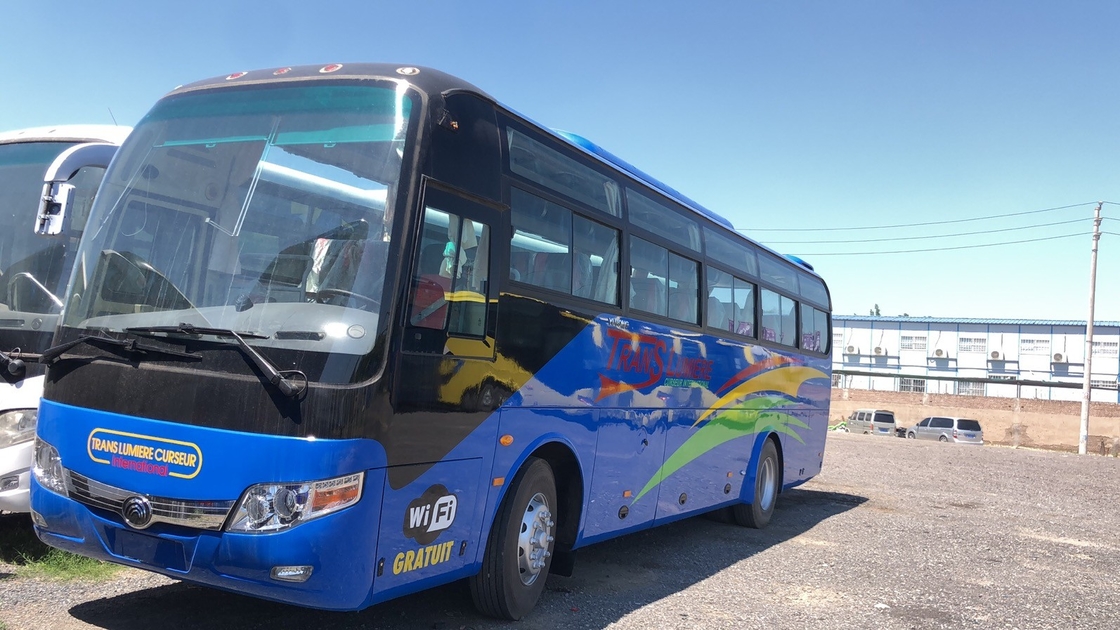 El motor Rhd de Raer utilizó los autobuses de Yutong que ZK6107H entrenan el vehículo 47seats de Two Doors Luxury