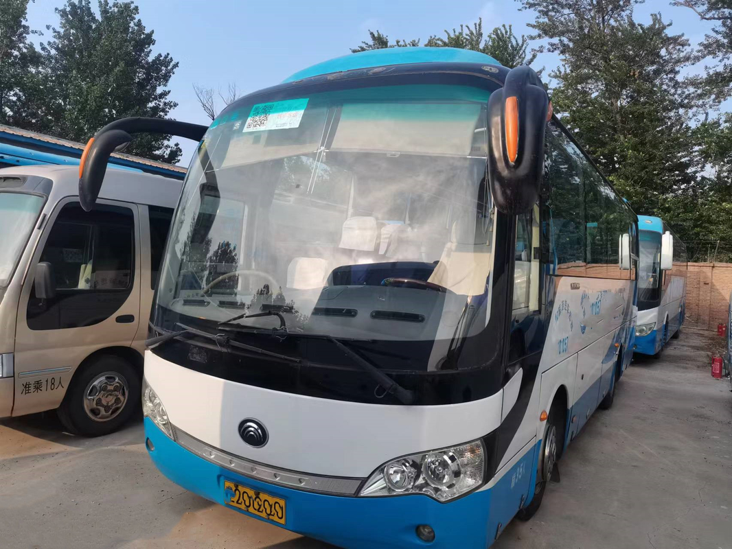 Autobús diesel Zk6858 35seats Mini Coach 2+2 Layout Bus De Transport de Yutong