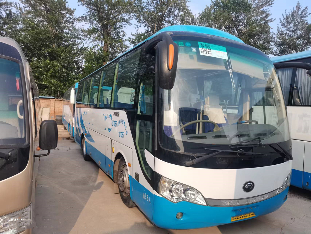 Autobús diesel Zk6858 35seats Mini Coach 2+2 Layout Bus De Transport de Yutong