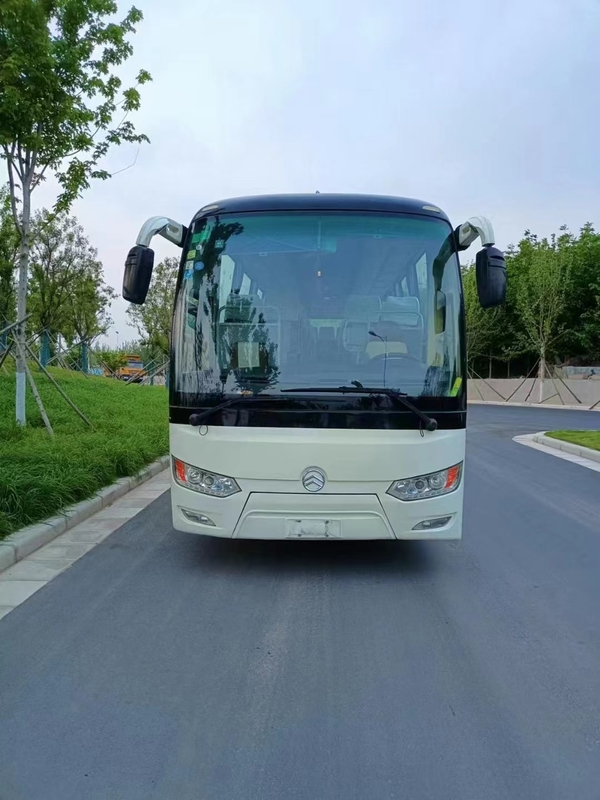 Euro usado motor IV de 51 de los asientos de Rhd de la parte posterior del coche puertas de Buses Golden Dragon XML6113 dos