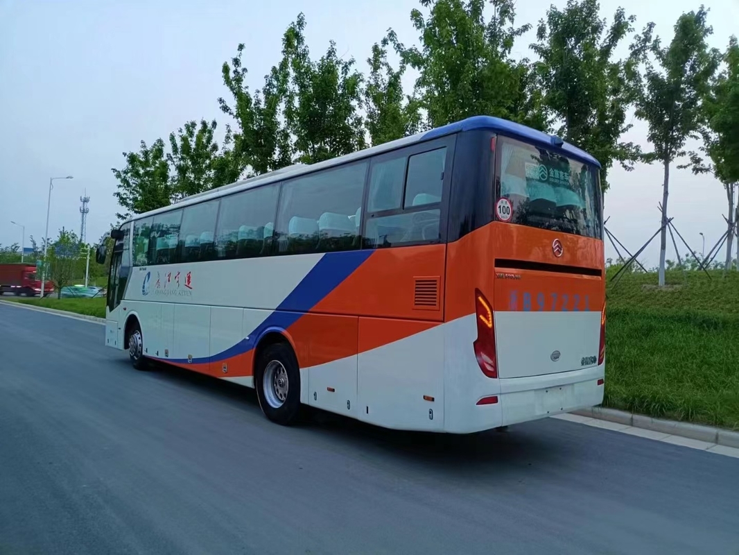 Euro usado motor IV de 51 de los asientos de Rhd de la parte posterior del coche puertas de Buses Golden Dragon XML6113 dos