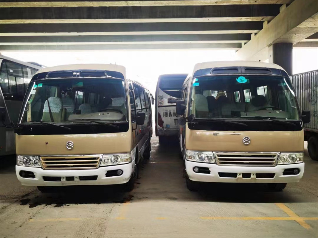 motor diesel de Yuchai 90kw 2015-2017 de oro del coche de 22seats Dragon Used Coaster Bus Mini