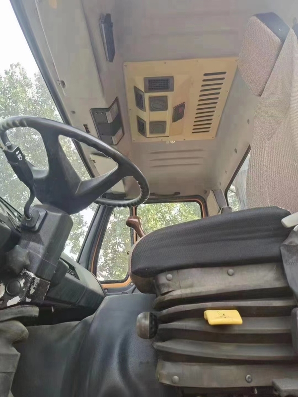 15 metros cúbicos de LHD riegan la regadera llena del agua de la impulsión 4X4 Off Road del camión 290hp de la regadera del tanque