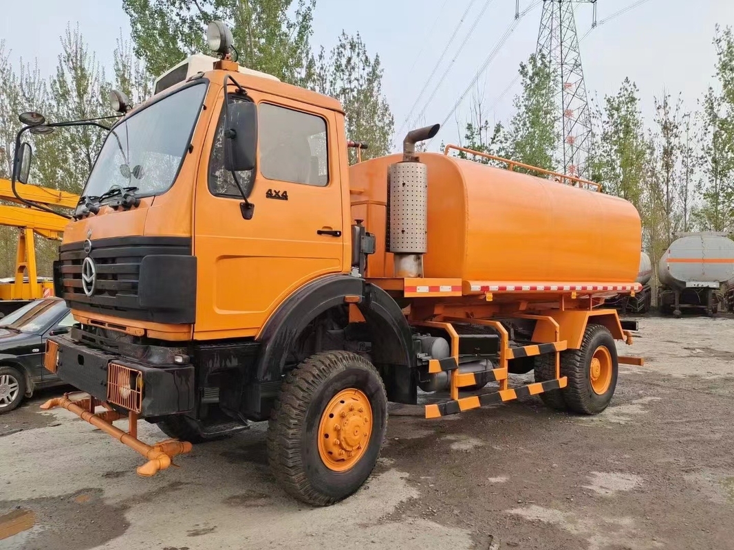 15 metros cúbicos de LHD riegan la regadera llena del agua de la impulsión 4X4 Off Road del camión 290hp de la regadera del tanque