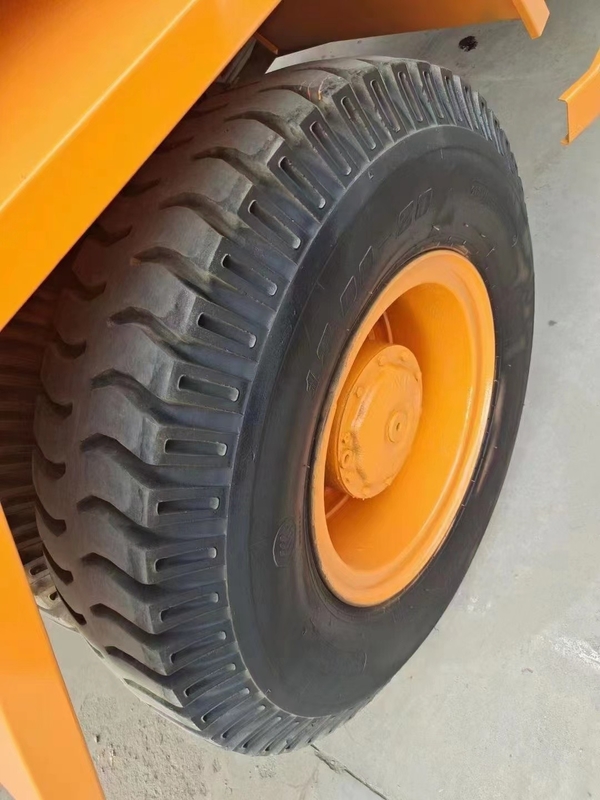 15 metros cúbicos de LHD riegan la regadera llena del agua de la impulsión 4X4 Off Road del camión 290hp de la regadera del tanque