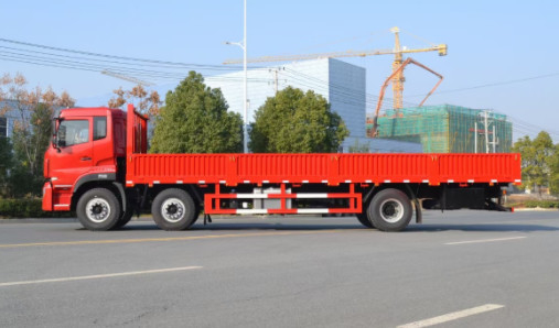 2 cerca potente Trailers Truck del doble del camión 420hp del cargo del euro Ii Howo del camión del cargo de las furgonetas