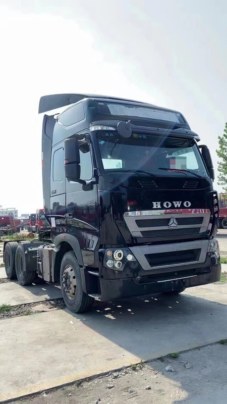 Cabeza usada del remolque del motor diesel de la cabeza de Howo T7 del tractor del poder de caballo de la rueda 440 de Sinotruck 6*4 10