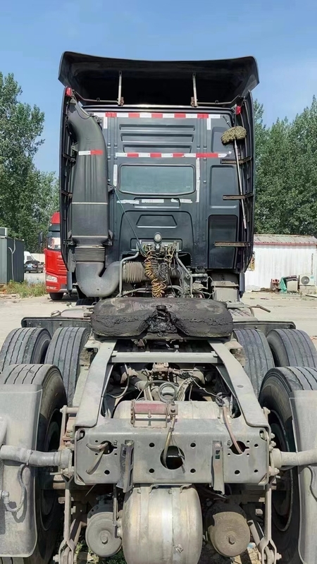 Cabeza usada del remolque del motor diesel de la cabeza de Howo T7 del tractor del poder de caballo de la rueda 440 de Sinotruck 6*4 10