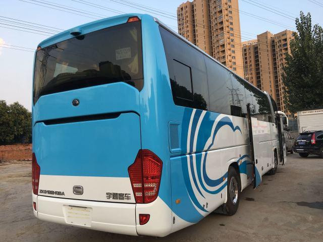 Zk6122 LHD utilizó Yutong transporta el motor diesel 125km/H Max Speed de 2015 asientos del año 50