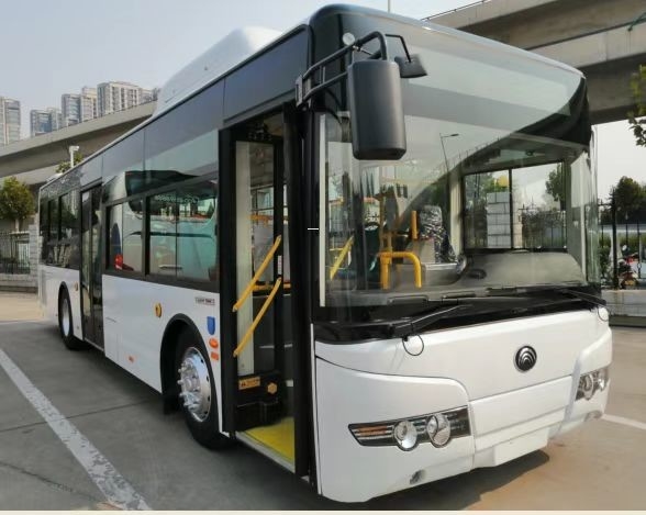 32 / Autobús usado 92 asientos Zk6105 de la ciudad de Yutong con el combustible de CNG para el transporte público