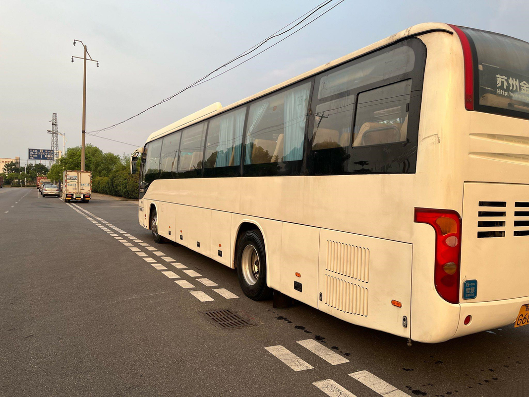 Una marca más alta de la suspensión del aire utilizó el motor diesel doble KLQ6129 de las puertas Wp.7 de Bus 53 Seater del coche