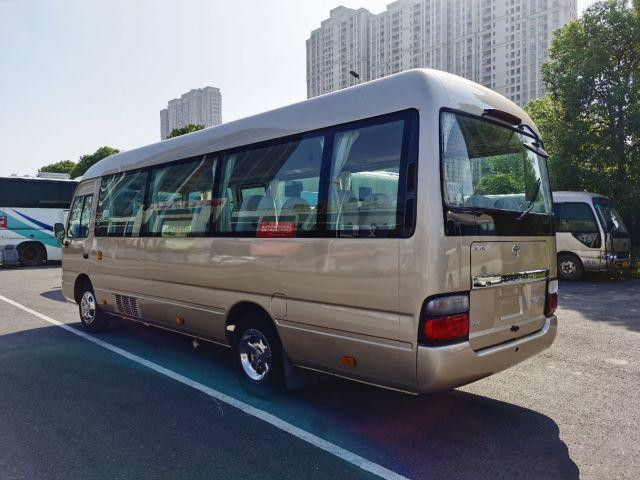 Autobús usado impulsión Mini Bus Toyota Brand japonés 29seats 2TR del práctico de costa de la mano izquierda