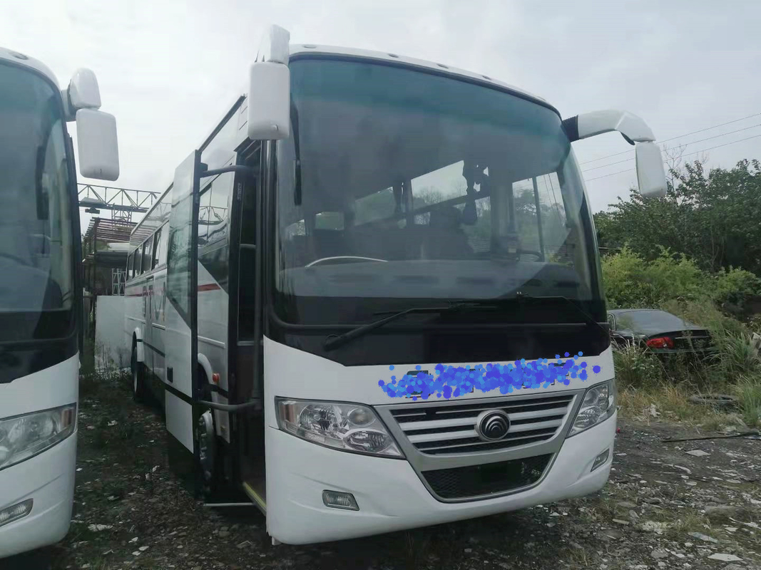 RHD/LHD utilizó al coche Bus 2+3layout 60seats con la suspensión de parachoques Yutong ZK6112D de la primavera de placa
