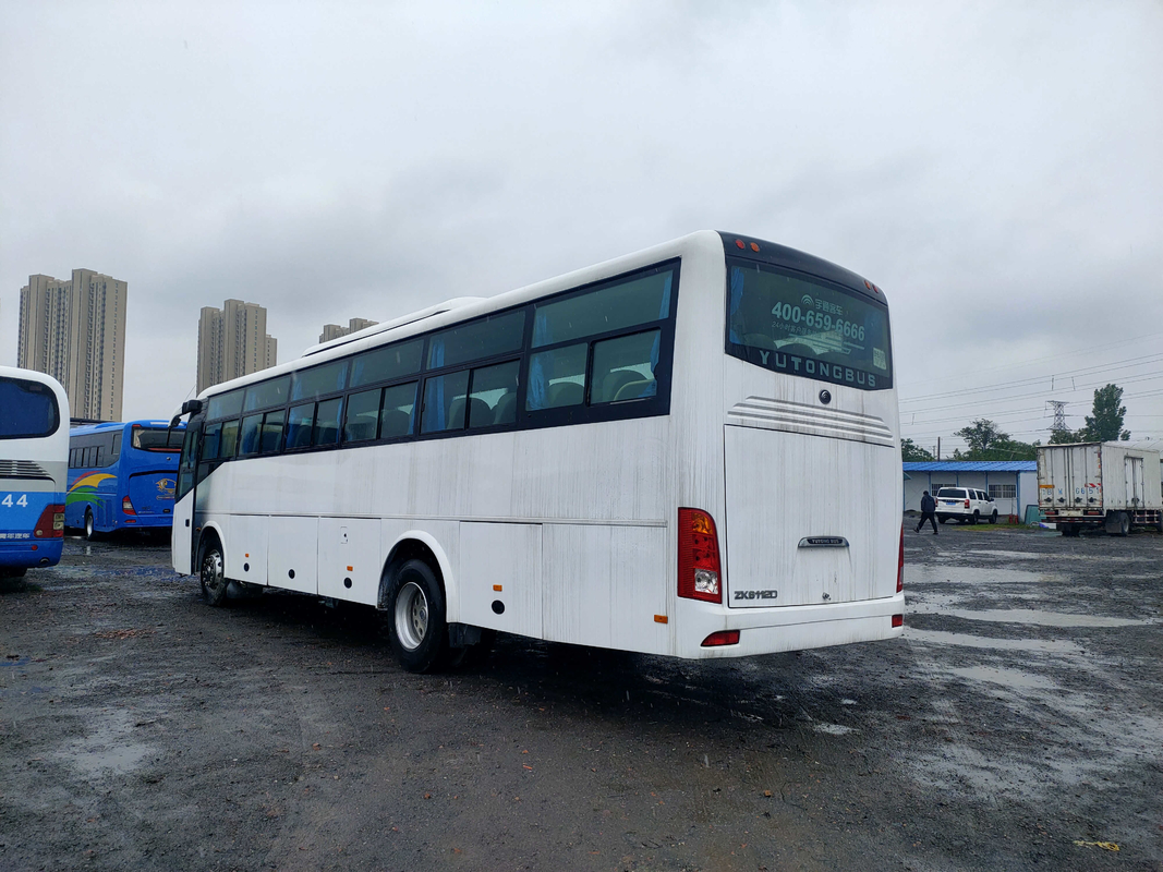 La conducción a la derecha Yutong utilizó la ventana grande 2+2layout 53seats de Silding de la cabina del equipaje del autobús Zk6112d