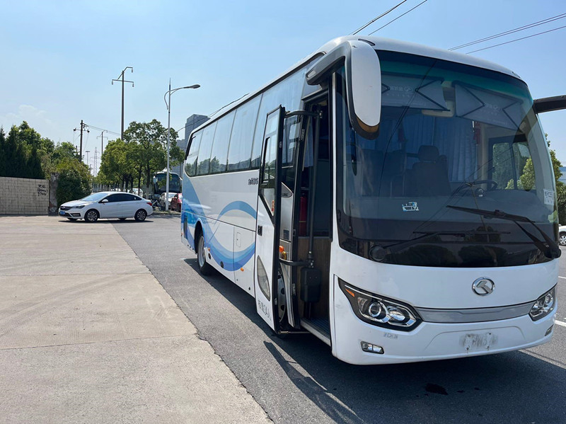 34 asientos 2018 dirección usada año de Bus Kinglong XMQ6802 LHD del coche para el transporte