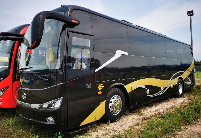 Motor a estrenar 6L280 de Kinglong Xmq6112ay 2buses 49+1+1seats Yuchai del autobús rápidamente caja de cambios de 6 velocidades
