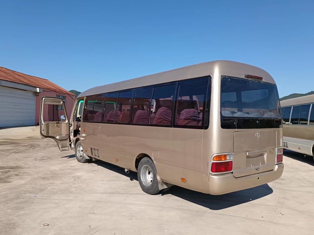 Asientos Mini Used Coaster Bus Toyota de 2012 años 29 con el motor diesel 1Hz en buenas condiciones