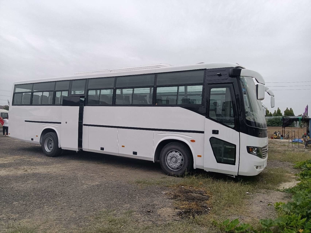 El autobús Zk6116d F11 de Yutong de la conducción a la derecha utilizó la ventana de Silding de las puertas de Front Engine Bus 53seats dos